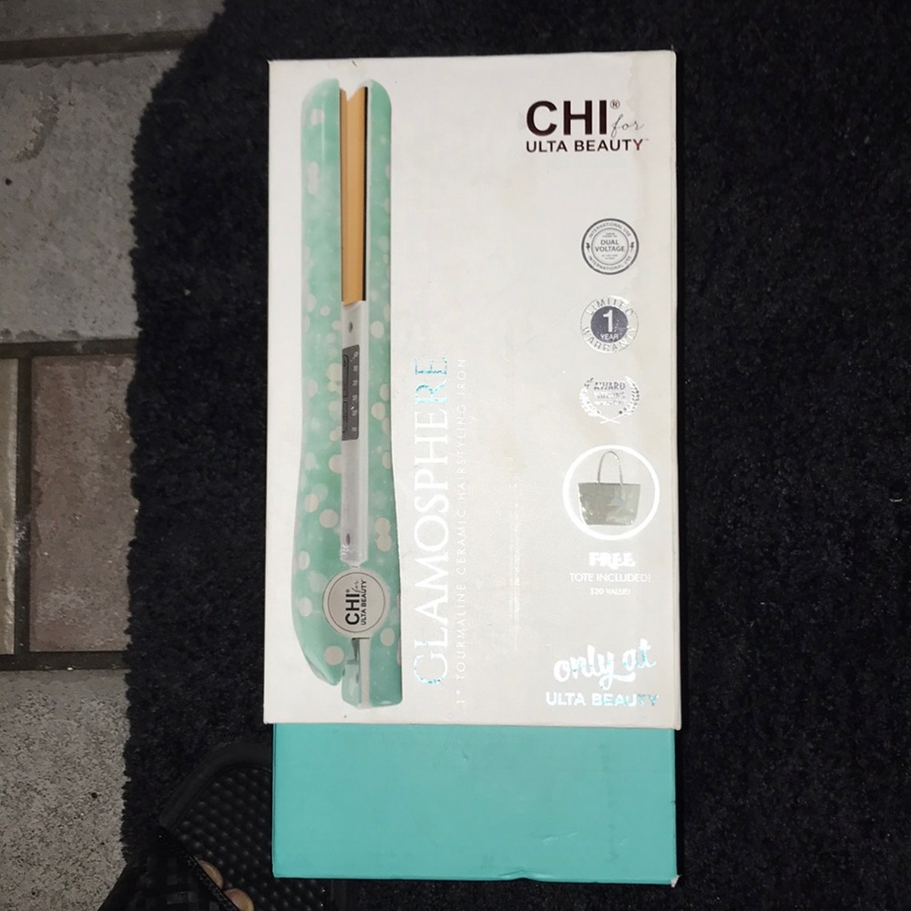 *SOLD*CHI ULTA BEAUTY HAIR STRAIGHTENER